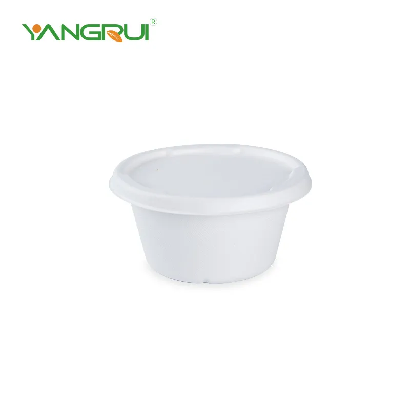 Paperiset keittokulhot kansilla